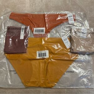 Soma Enbliss soft stretch panty bundle- lg